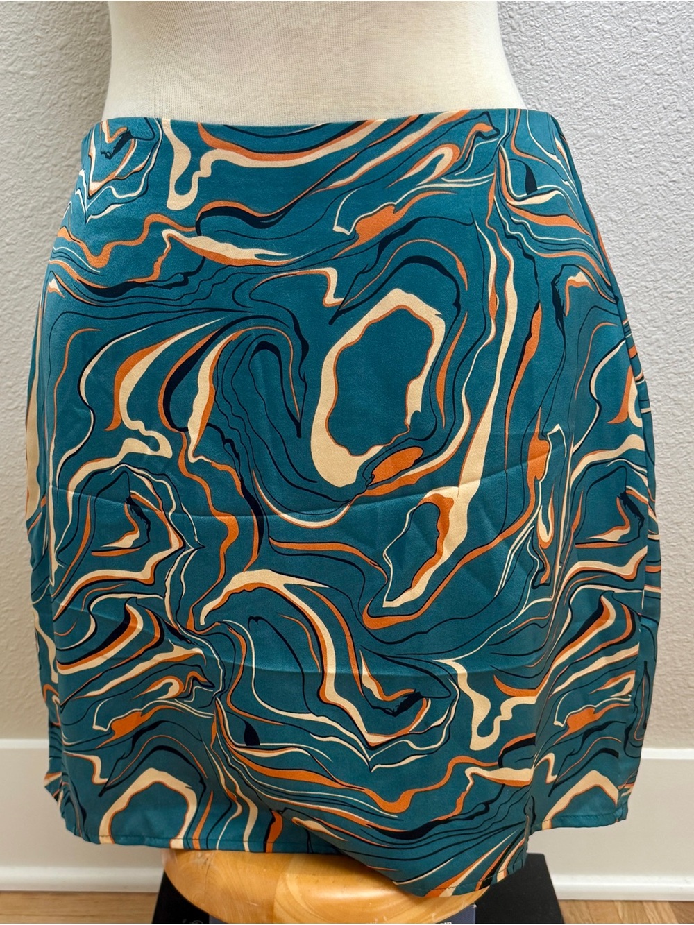 Nasty Gal Teal Abstract Swirl Mini Skirt with Cream & Orange Accents Size Large